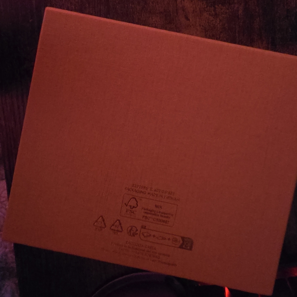 Lv box - Picture 3 of 4